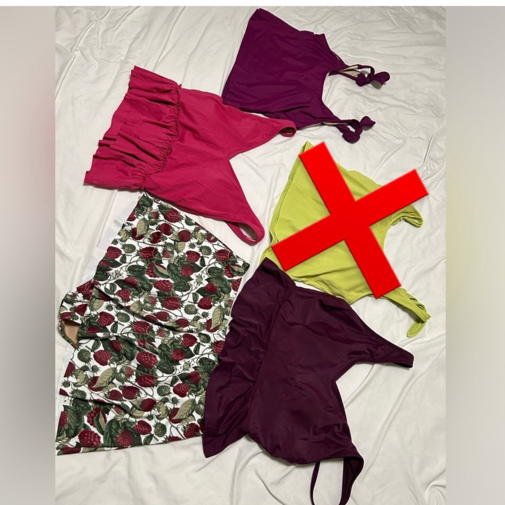 Size L lot Kortni jeane swimmers